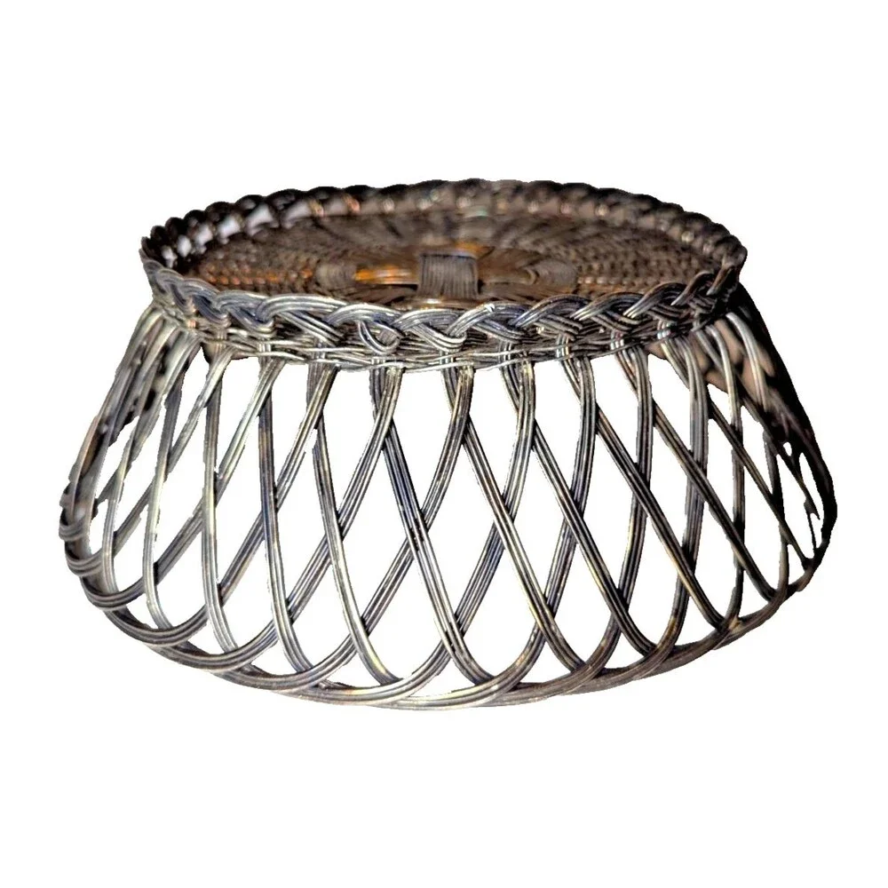 Vintage Metal Wire Basket Round Woven Bread Fruit Silver Color 10 x 3-in Kitchen